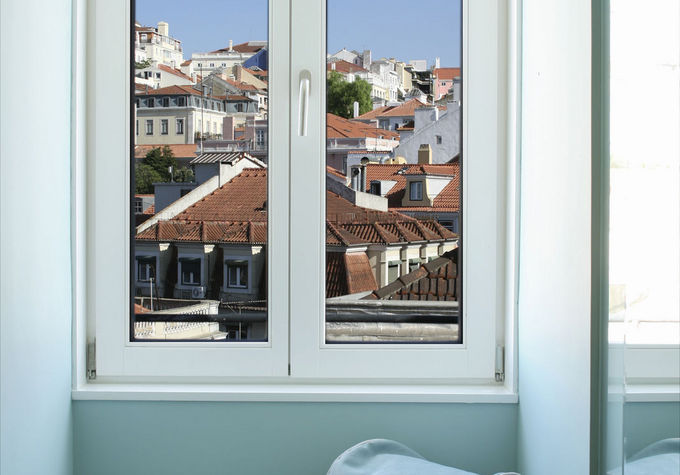 LX Boutique Hotel Lisbon view room property